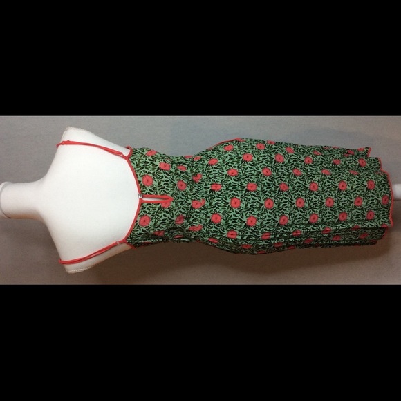 Forever 21 floral dress. Super cute, good cond - Picture 2 of 6